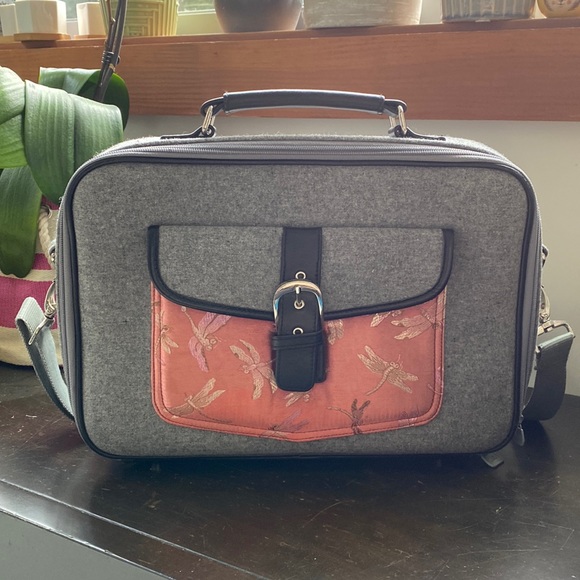 Melissa Beth Laptop Bag - Picture 2 of 12